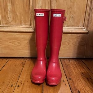 Red Hunter rain boots